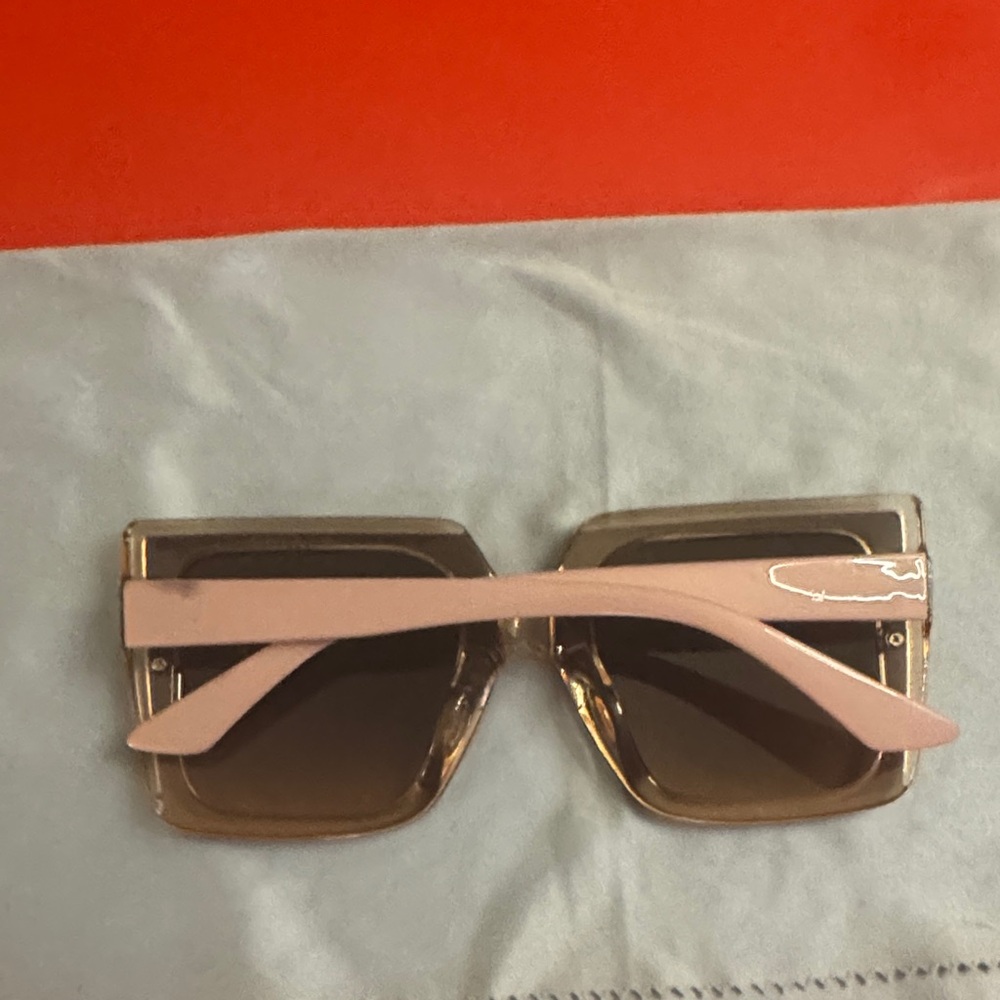 Chic Gradient Brown Sunglasses - image 2